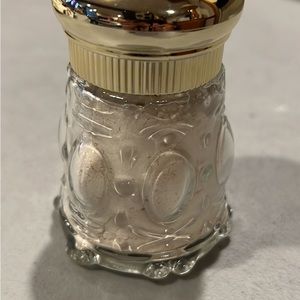 Avon Vintage Turn of Century Charisma Sachet